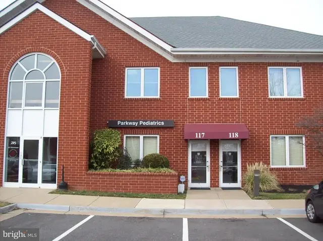464 Herndon Pkwy #216, Herndon