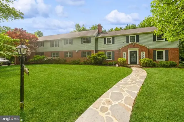 7814 Ridge Ter, Pikesville