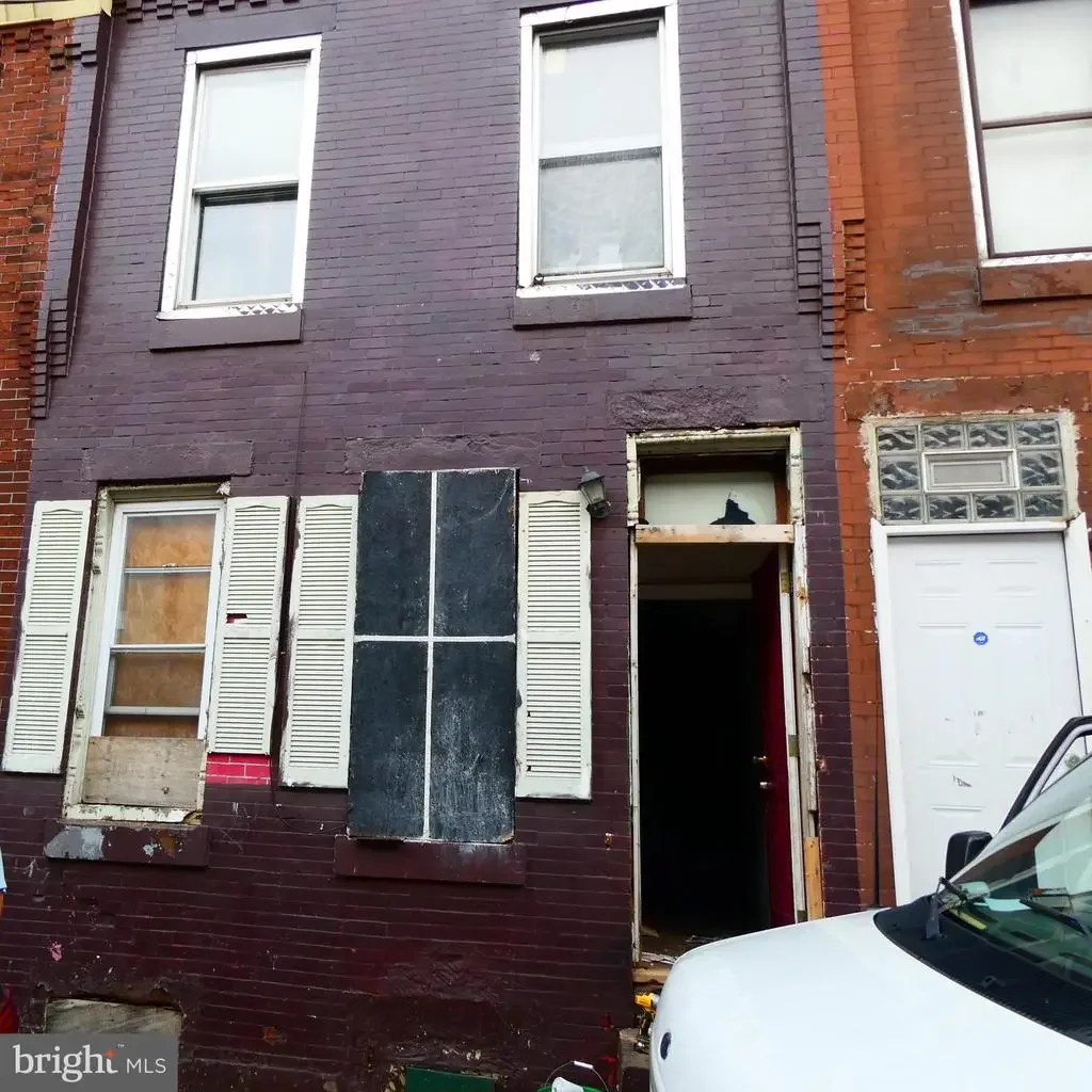 736 E Hilton St, PHILADELPHIA