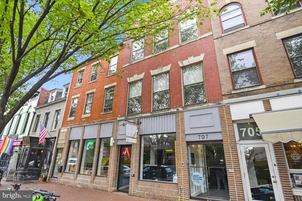707-709 8th St Se, WASHINGTON