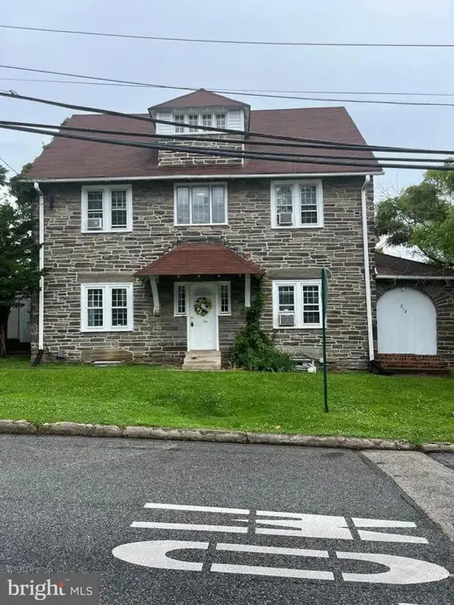 218 Landover Rd #1, Bryn Mawr