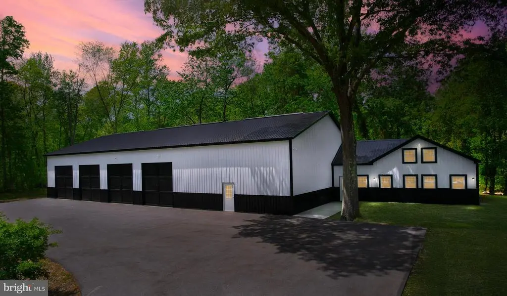 8067 Croom Rd, Upper Marlboro