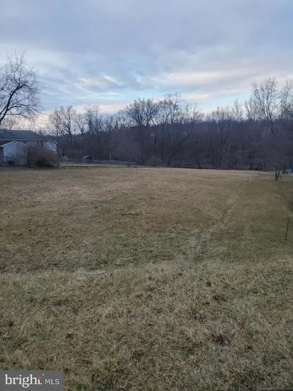 102 Creekside Dr, Emmitsburg