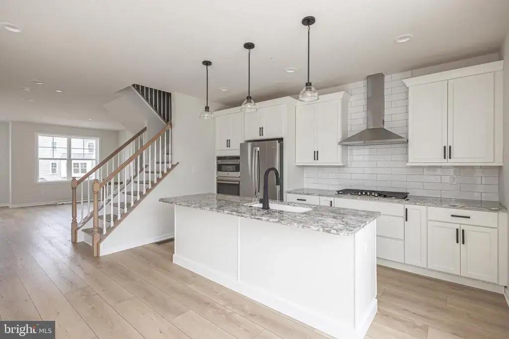 22 Warren Dr #11, CHALFONT