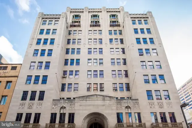 301 N Charles St #1br, Baltimore