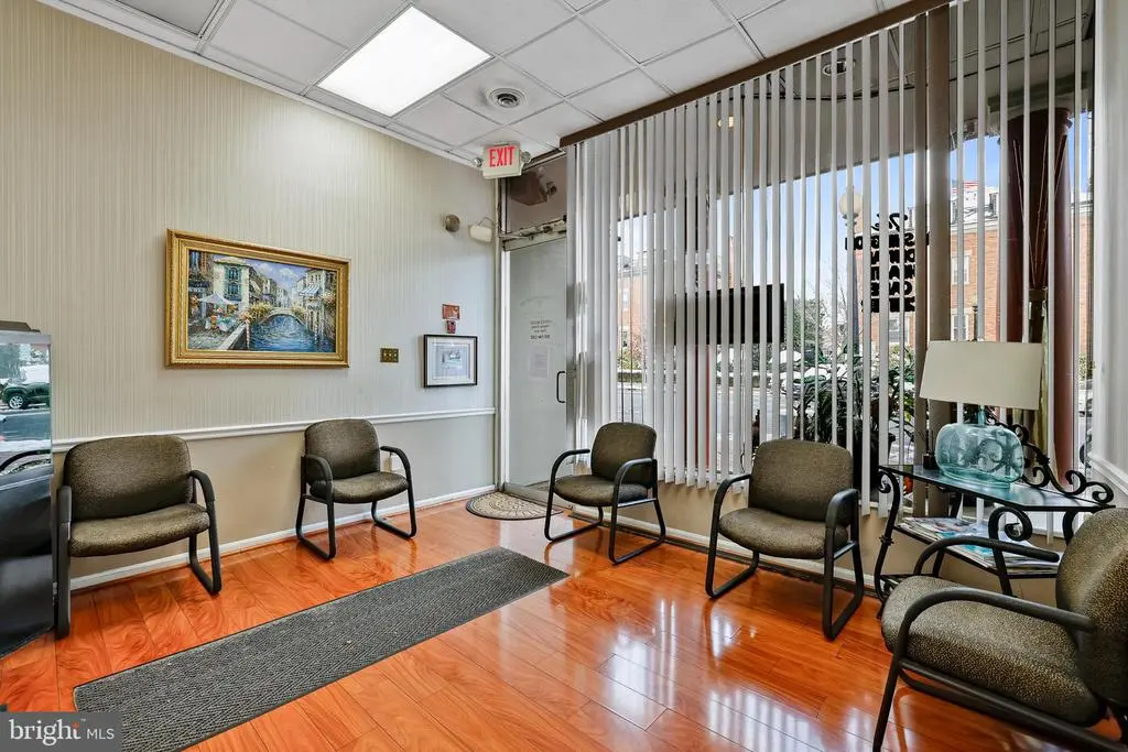 729 8th St Se, WASHINGTON