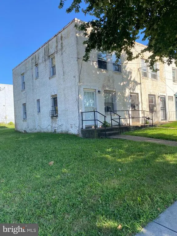 200 34th St Se, WASHINGTON