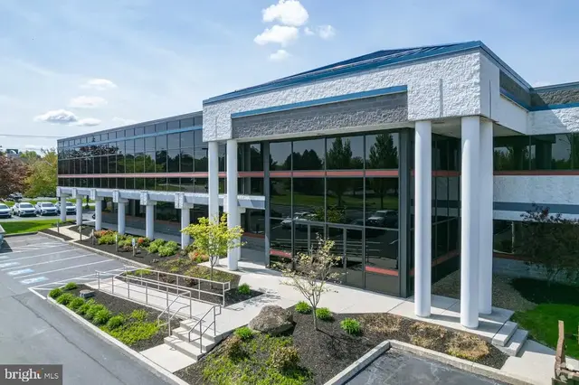5000 Ritter Rd #202-8, Mechanicsburg