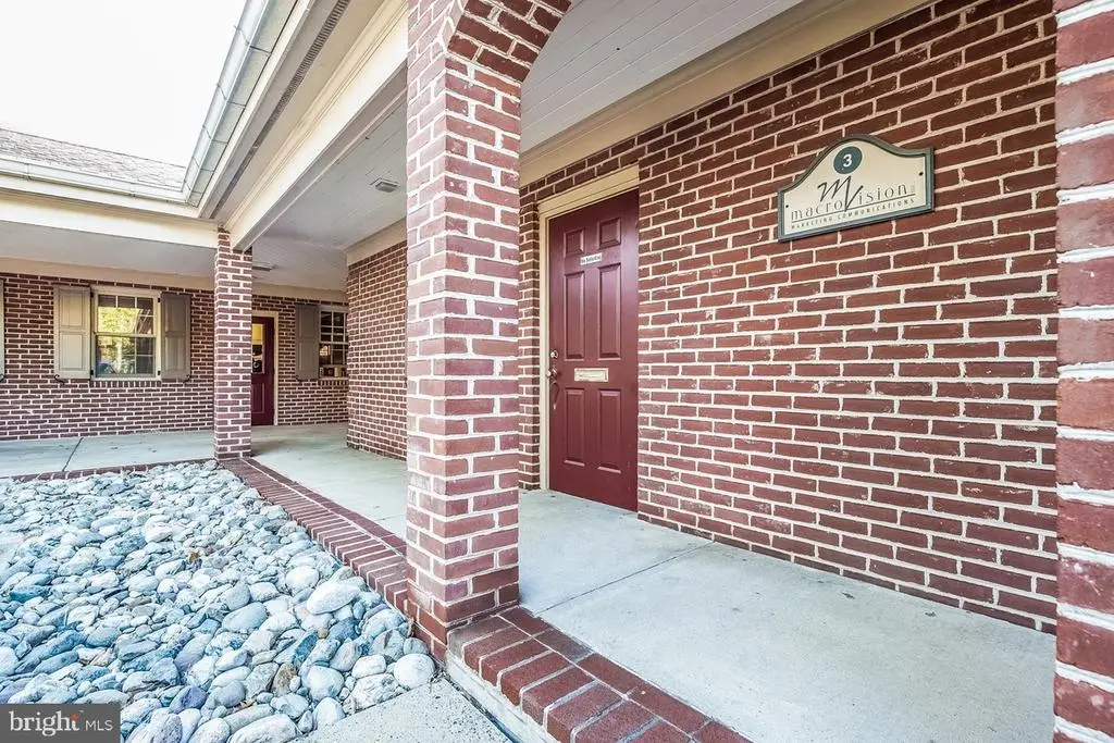 301 S Main St, DOYLESTOWN