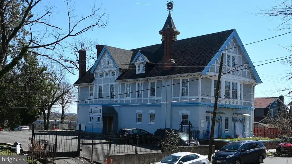 2715 22nd St Ne, WASHINGTON