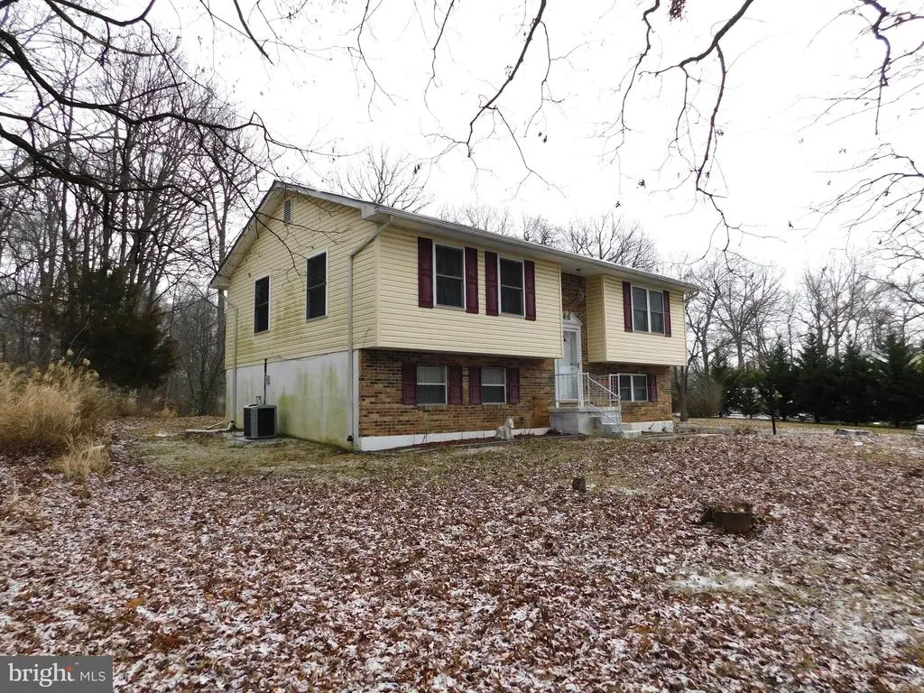 8012-a Bradshaw Rd, Upper Falls