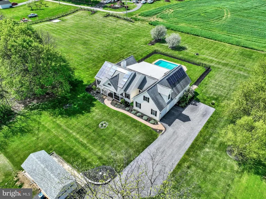 240 Meadowbrook Ave, York