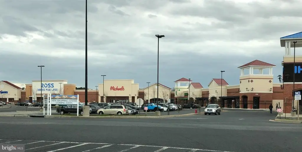 11328 Samuel Bowen Blvd, Berlin