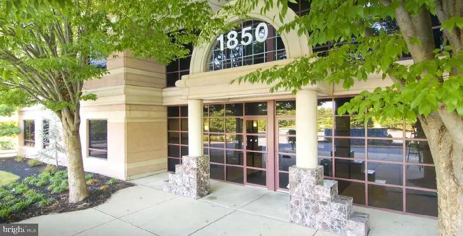 1850 William Penn Way #109 & 110, Lancaster