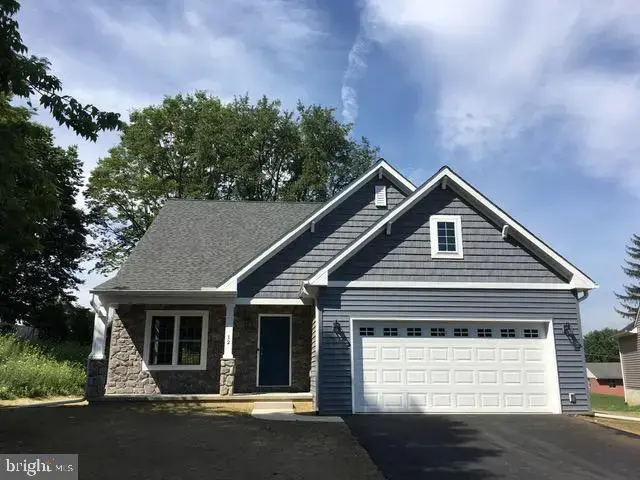 326 W Fritz Ave, Quarryville