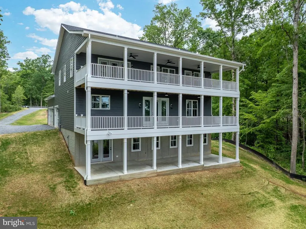 390 Anderson Way, Mineral