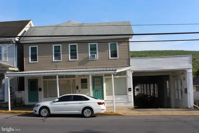 224 W Market St, Williamstown