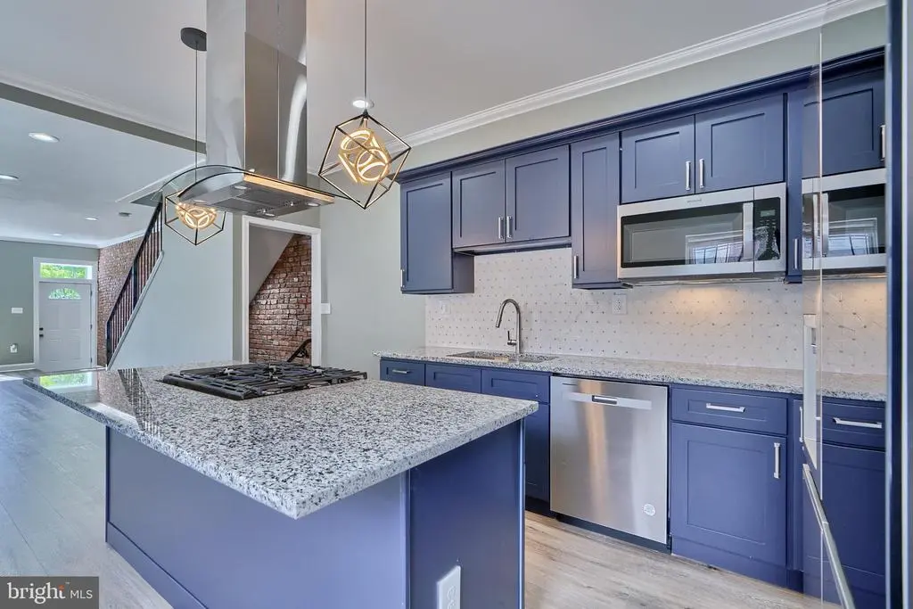 701 N Montford Ave, Baltimore