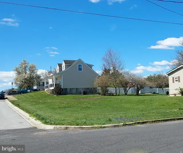 125 Commerce St, Taneytown
