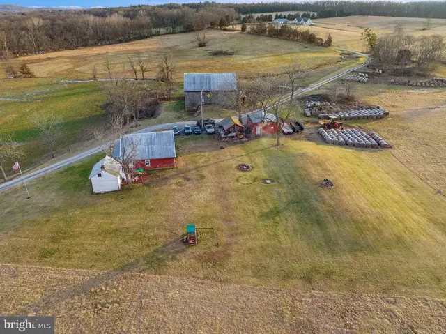374 Cunningham Rd, Gettysburg