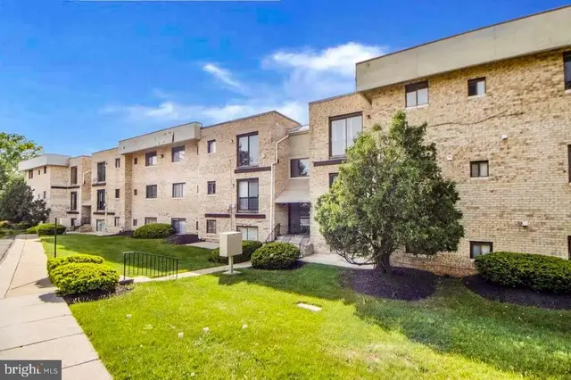 3924 Rolling Rd #5-b, Pikesville