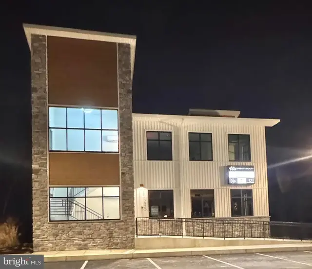 3820 Market St, Camp Hill