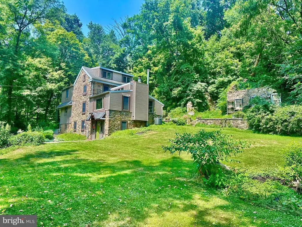 1004 California Rd, QUAKERTOWN