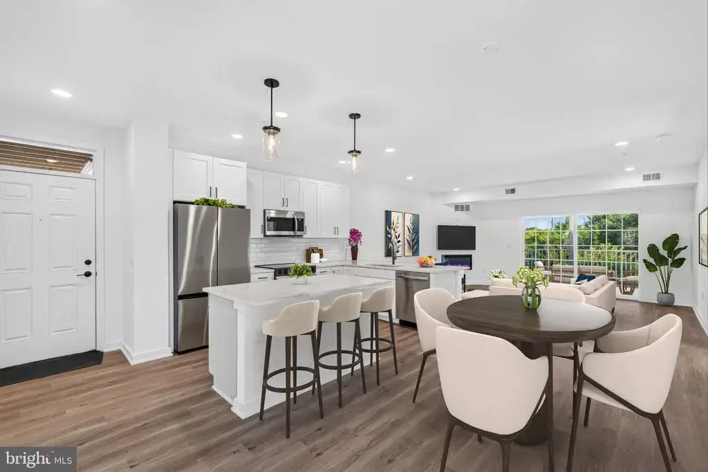 201 Colonial Downs Court #2306, NEWARK