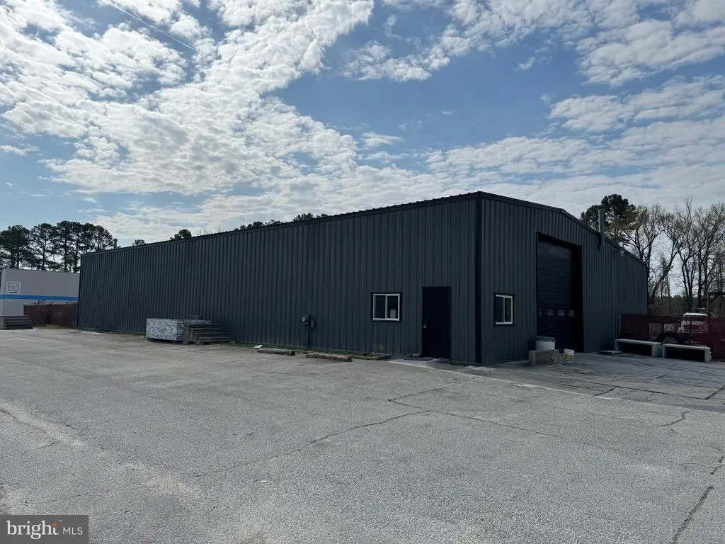 628 Naylor Mill Rd, Salisbury