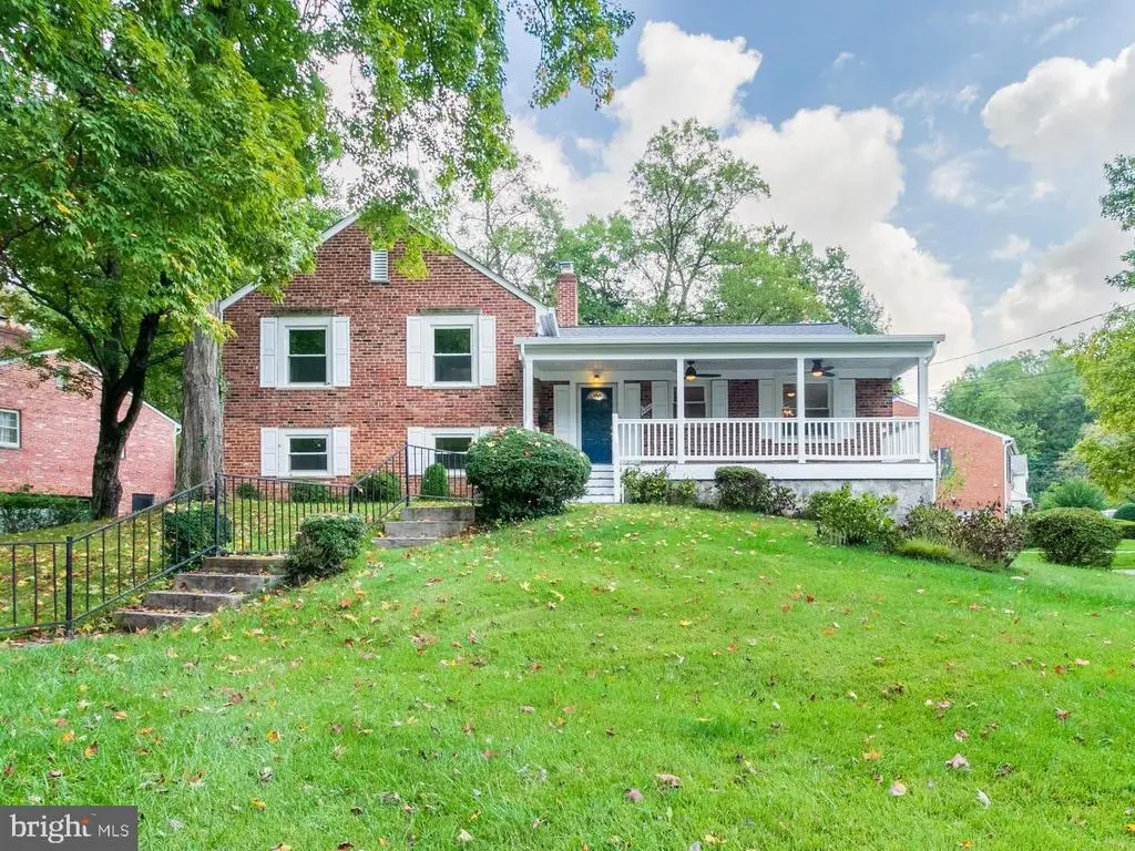 9401 Byeforde Rd, Kensington