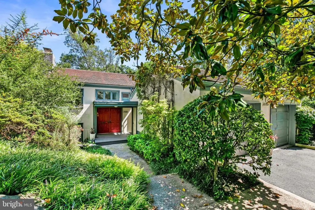 2808 Battery Pl Nw, Washington