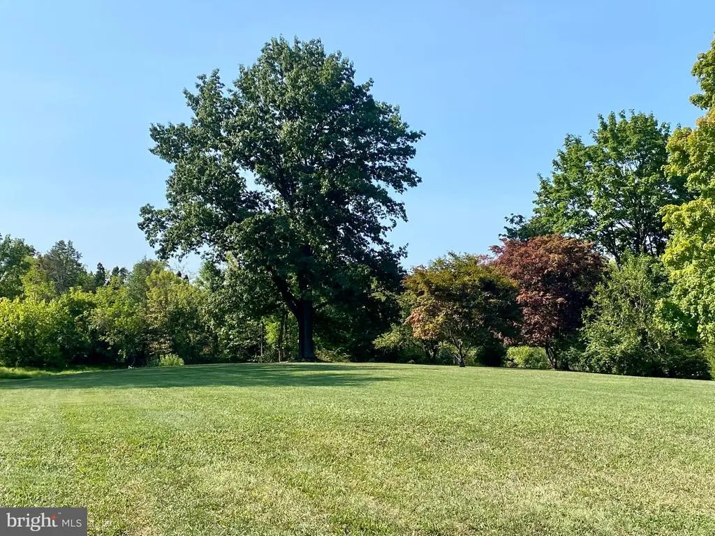 2803 N Charlotte St, Gilbertsville