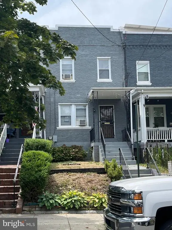 5118 8th St Nw, WASHINGTON