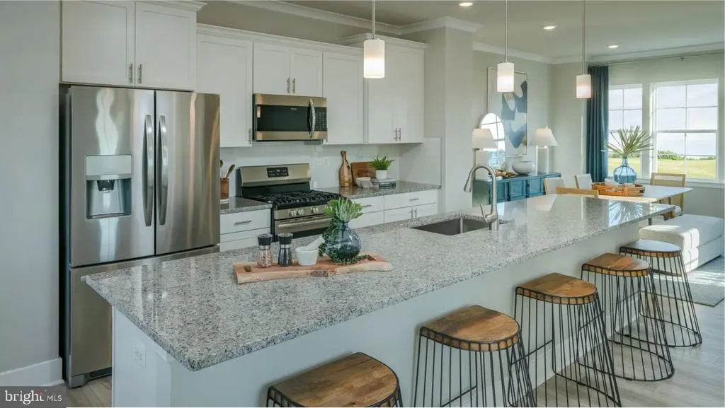 10905 Drummond Pl, White Plains