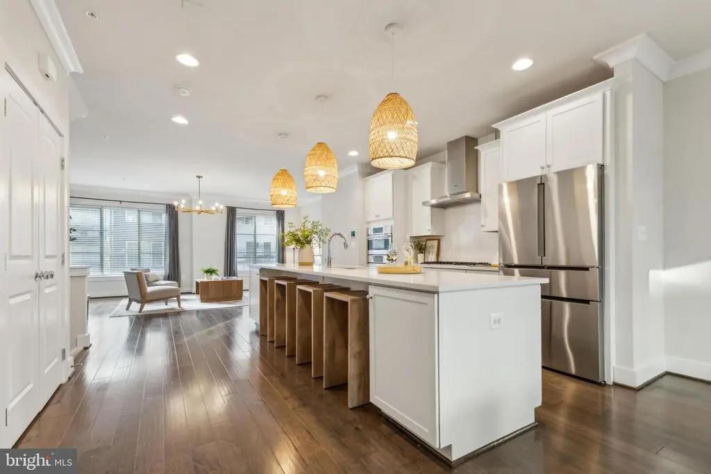 2883 Lowen Valley Rd, Alexandria