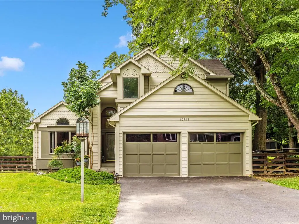 10211 Coolfont Xing, New Market