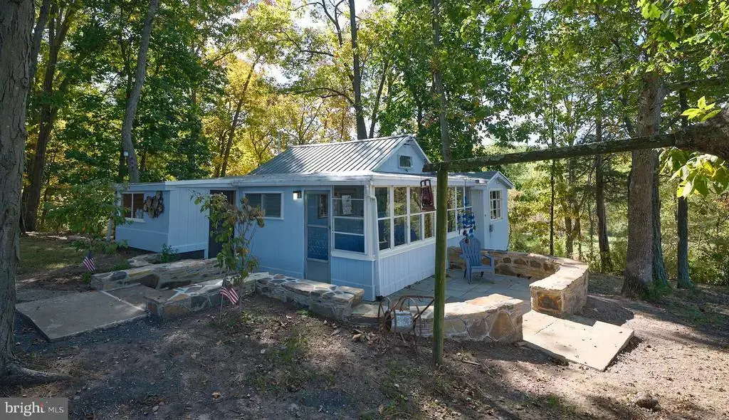 563 E Dark Hollow Rd #245 Kyle Ln, PIPERSVILLE