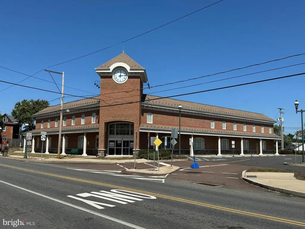 350 Main St, PENNSBURG