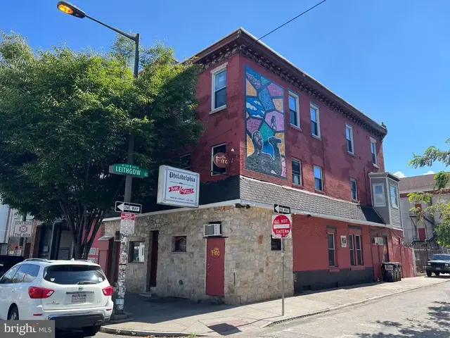 410-12 W Girard Ave, Philadelphia