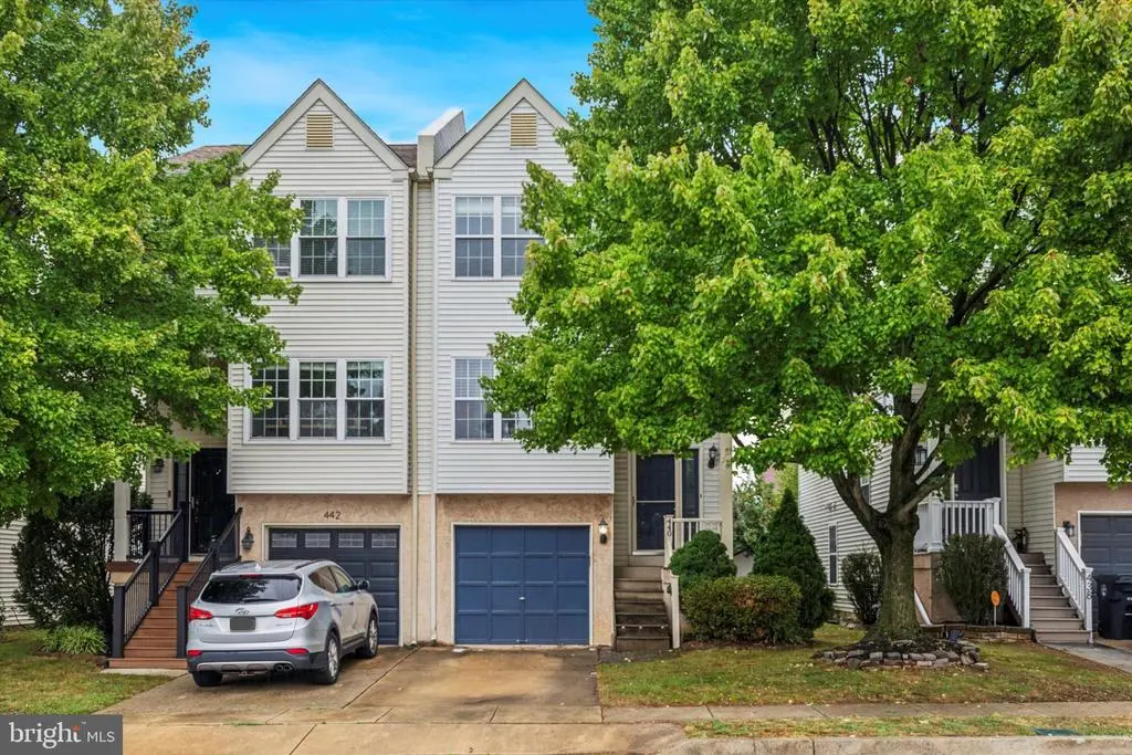 440 Pleasant Valley Dr, Conshohocken