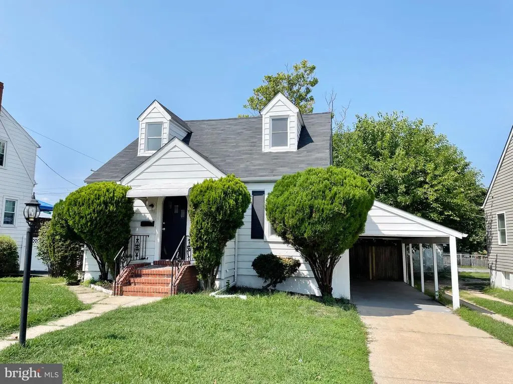 1938 Cedar Ln, Dundalk