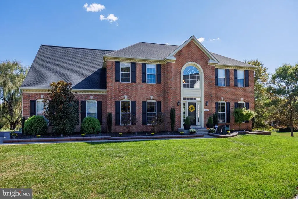 5583 Olin Dr, Sykesville