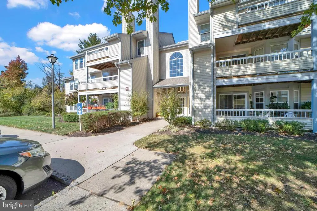 303 Trinity Ct #2, Princeton