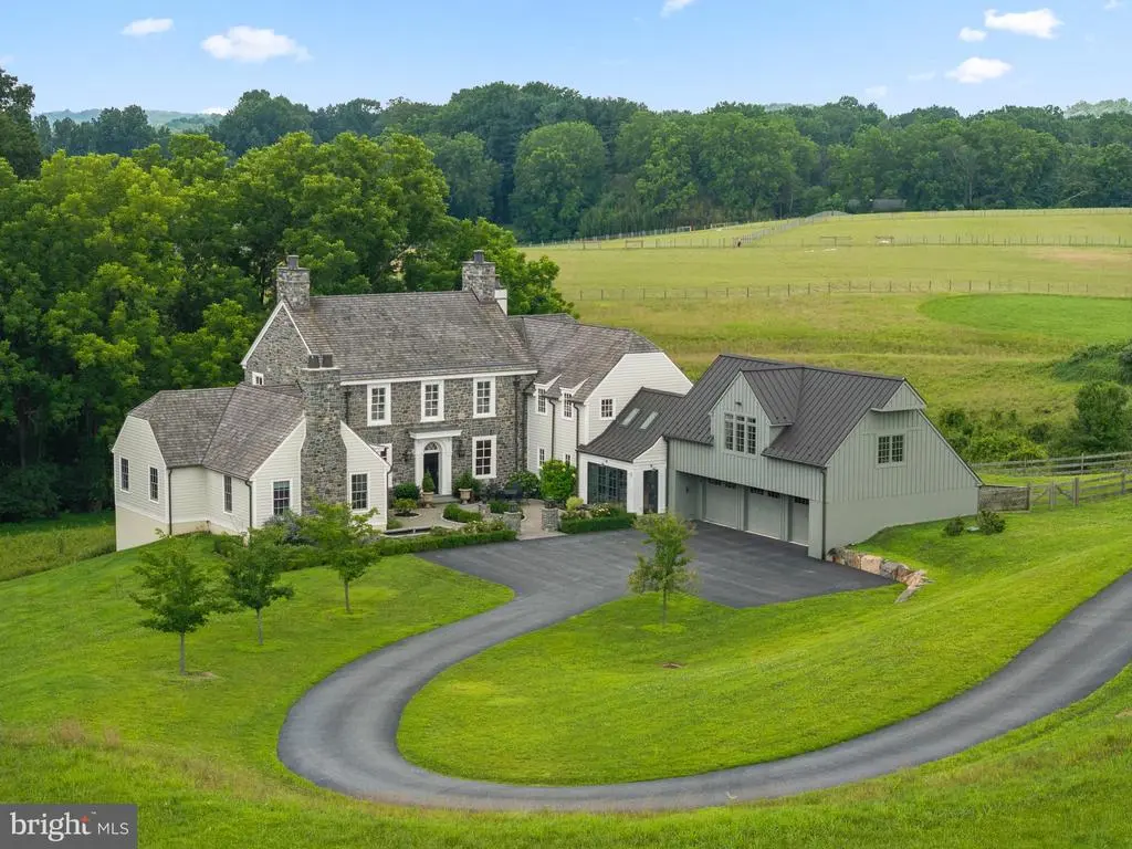 1484 W Strasburg Rd, West Chester