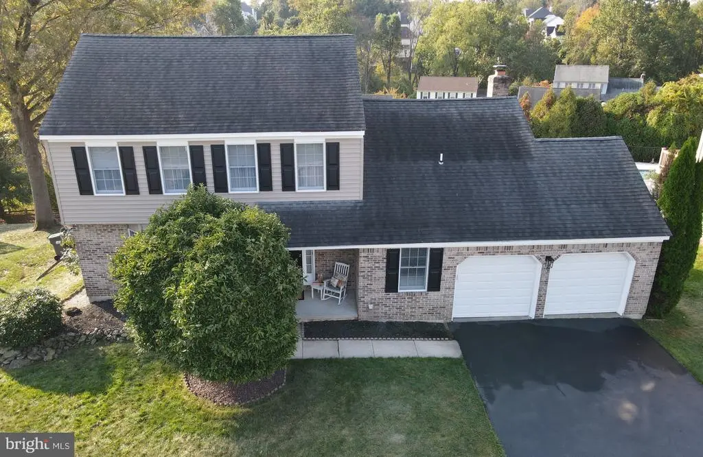 8 Ocheltree Dr, Wilmington