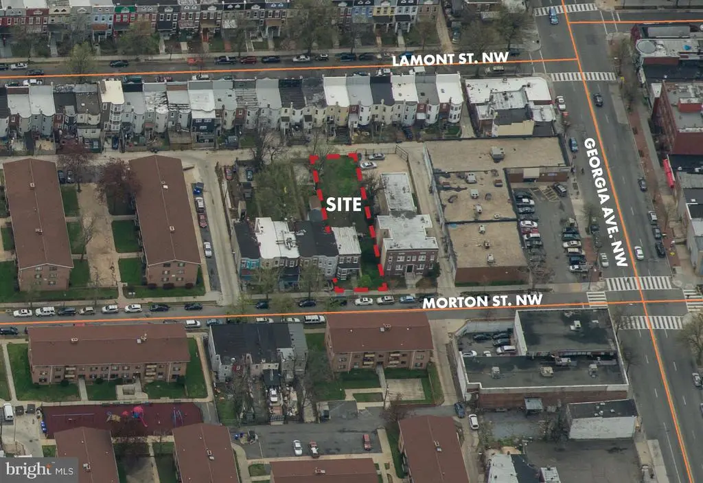 650 Morton St Nw, WASHINGTON