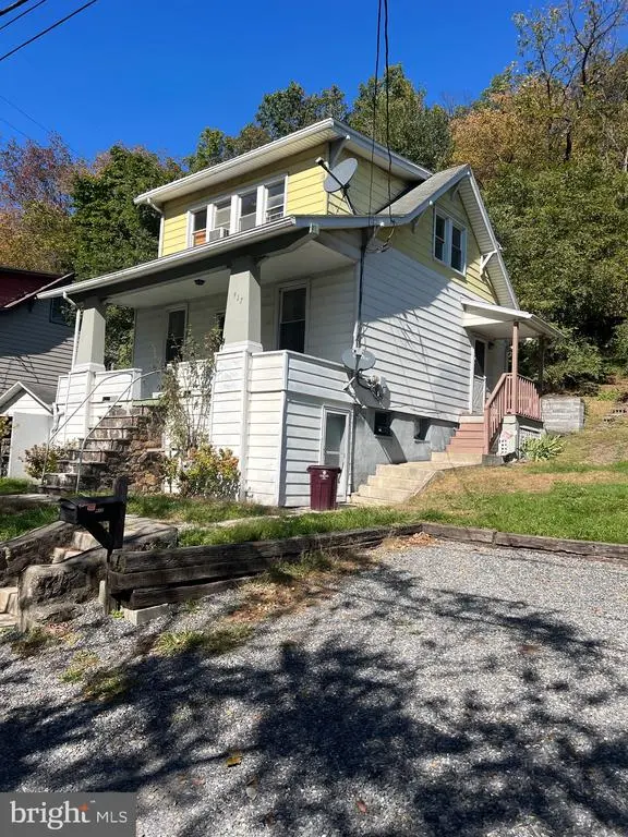 917 Zihlman Way, Cumberland