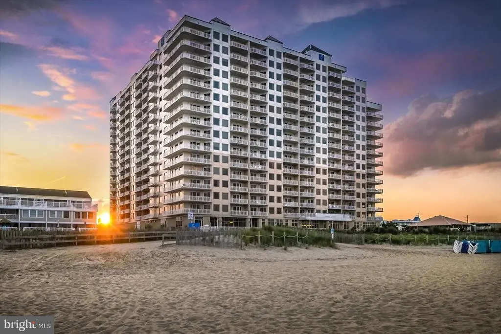 2 48th St #402, Ocean City