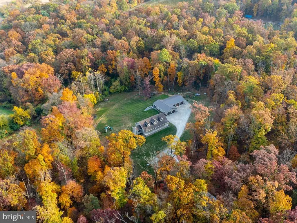 405 Forge Hill Rd, Manchester