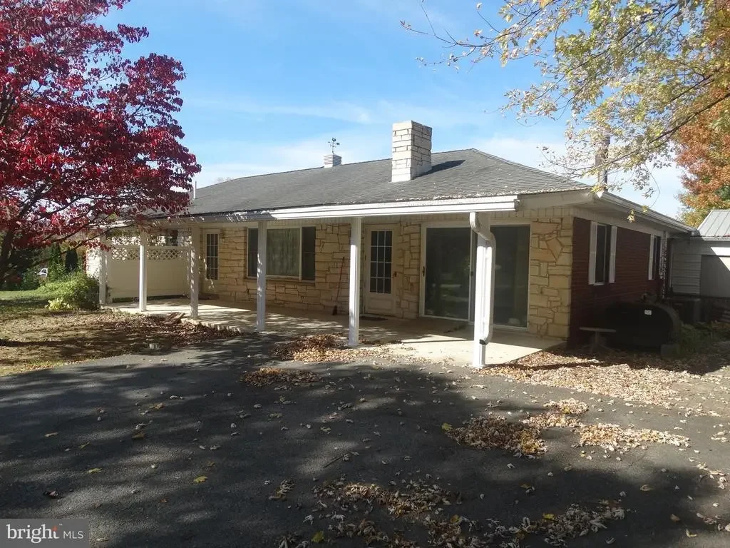 176 Thornton, MC CONNELLSBURG